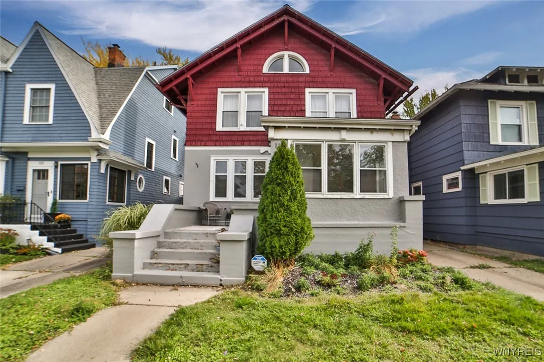 119 Crestwood Avenue, Buffalo, New York 14216, Buffalo, New York 14216, 3 Bedrooms Bedrooms, ,2 BathroomsBathrooms,Residential,For Sale,119 Crestwood Avenue, Buffalo, New York 14216,0,B1644401