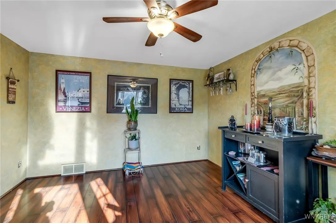 217 Dimatteo Drive, North Tonawanda, New York 1412, North Tonawanda, New York 14120, 3 Bedrooms Bedrooms, 7 Rooms Rooms,2 BathroomsBathrooms,Residential,For Sale,217 Dimatteo Drive, North Tonawanda, New York 1412,0,B1644059