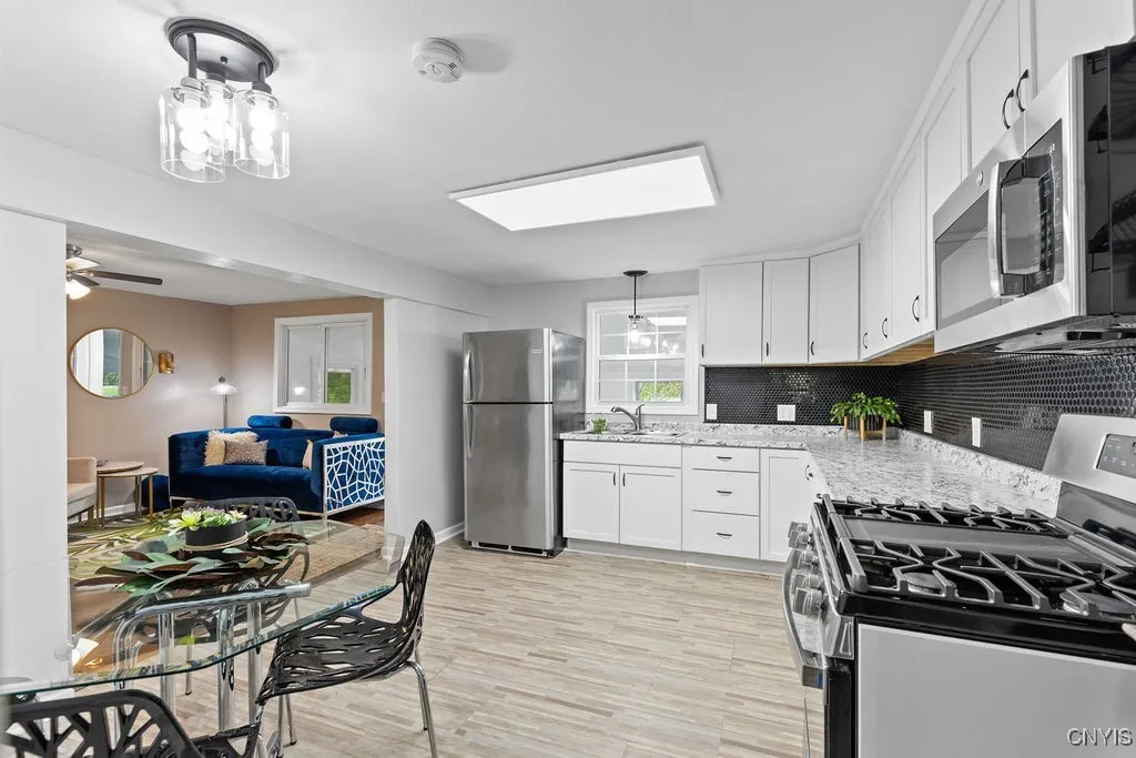 5691 Mud Mill Road, Cicero, New York 13029, Cicero, New York 13029, 2 Bedrooms Bedrooms, 5 Rooms Rooms,1 BathroomBathrooms,Residential,For Sale,5691 Mud Mill Road, Cicero, New York 13029,0,S1643395