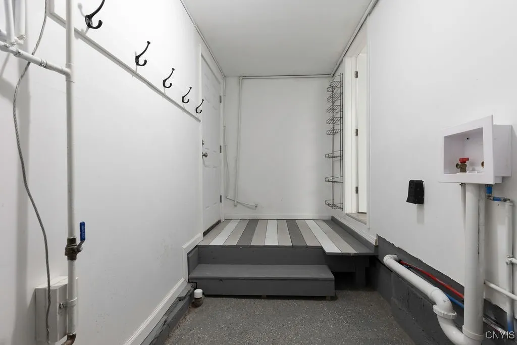 5691 Mud Mill Road, Cicero, New York 13029, Cicero, New York 13029, 2 Bedrooms Bedrooms, 5 Rooms Rooms,1 BathroomBathrooms,Residential,For Sale,5691 Mud Mill Road, Cicero, New York 13029,0,S1643395