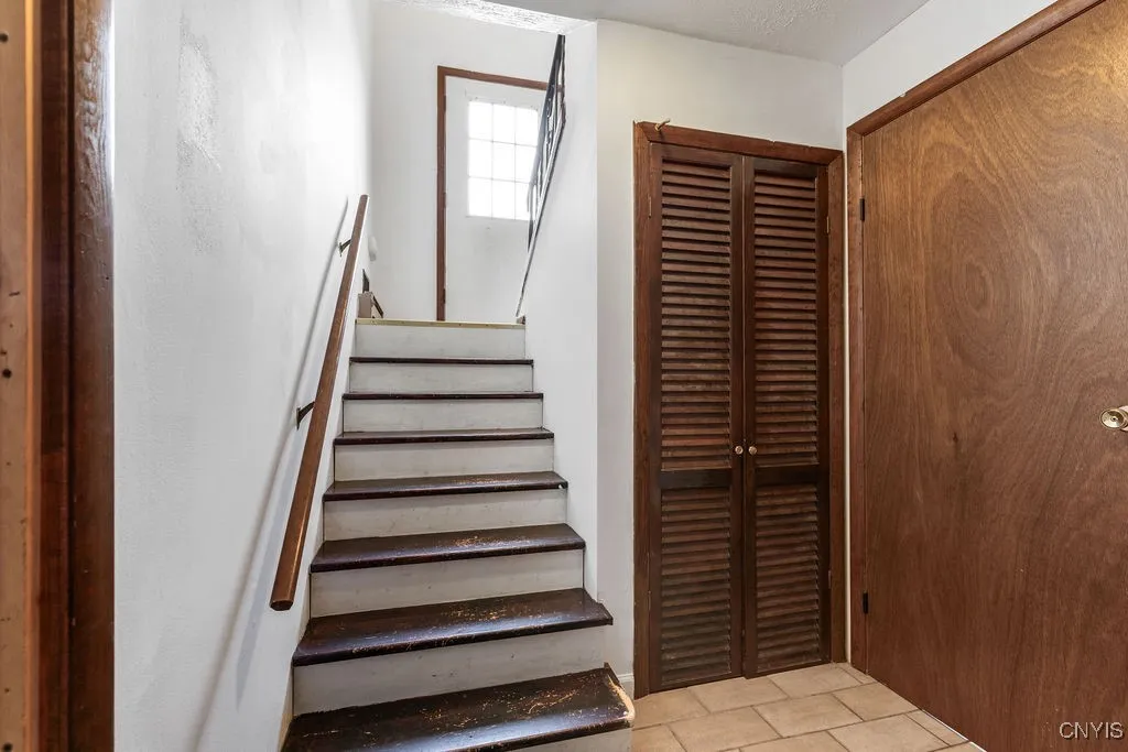 319 West Stone Road, New Haven, New York 13114, New Haven, New York 13114, 4 Bedrooms Bedrooms, 9 Rooms Rooms,1 BathroomBathrooms,Residential,For Sale,319 West Stone Road, New Haven, New York 13114,0,S1645286