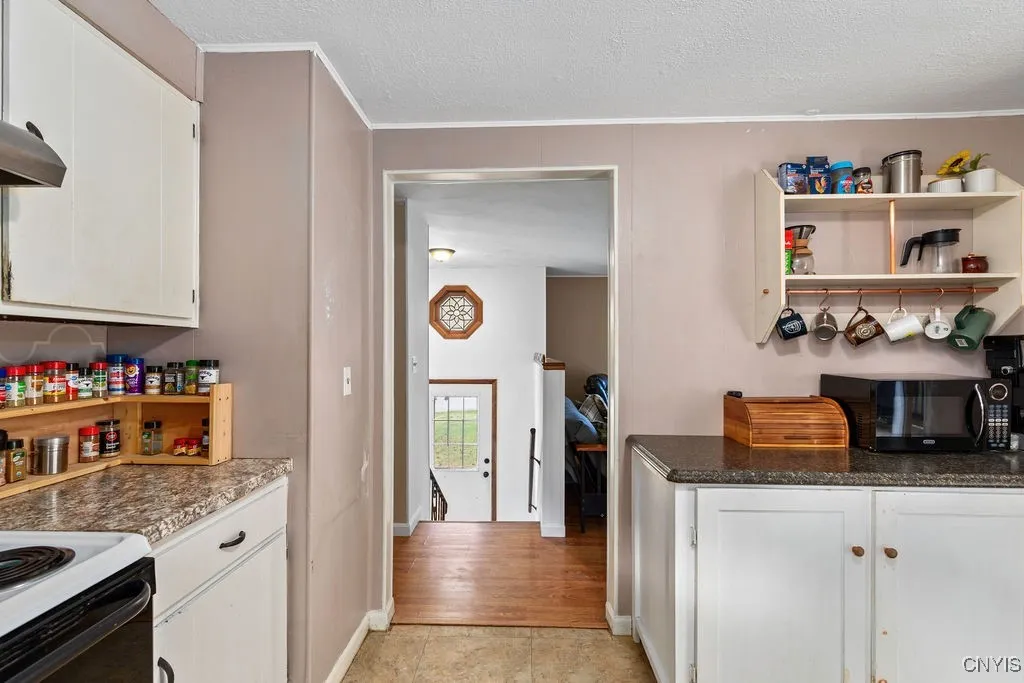 319 West Stone Road, New Haven, New York 13114, New Haven, New York 13114, 4 Bedrooms Bedrooms, 9 Rooms Rooms,1 BathroomBathrooms,Residential,For Sale,319 West Stone Road, New Haven, New York 13114,0,S1645286