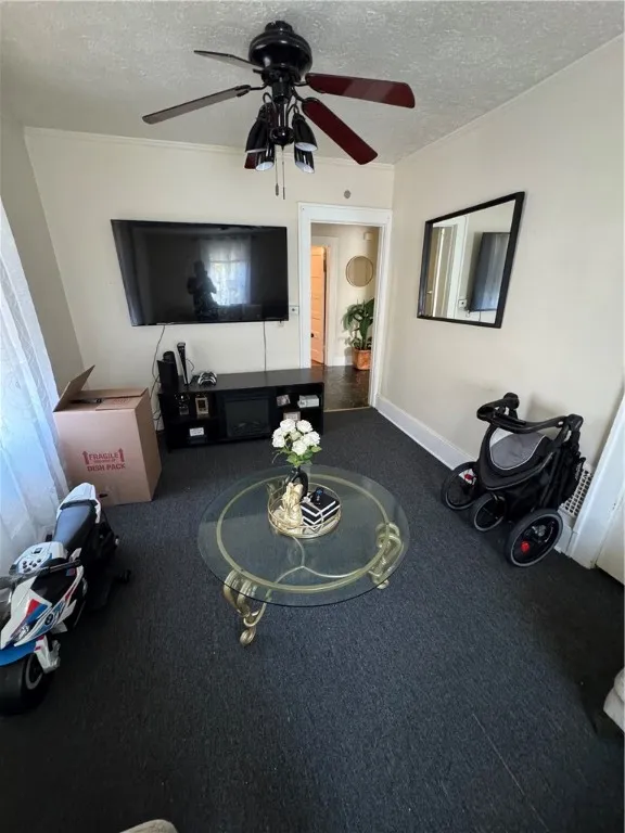 105 Pittsford Street, Rochester, New York 14615, Rochester, New York 14615, 2 Bedrooms Bedrooms, 4 Rooms Rooms,1 BathroomBathrooms,Residential Lease,For Rent,105 Pittsford Street, Rochester, New York 14615,0,R1643889