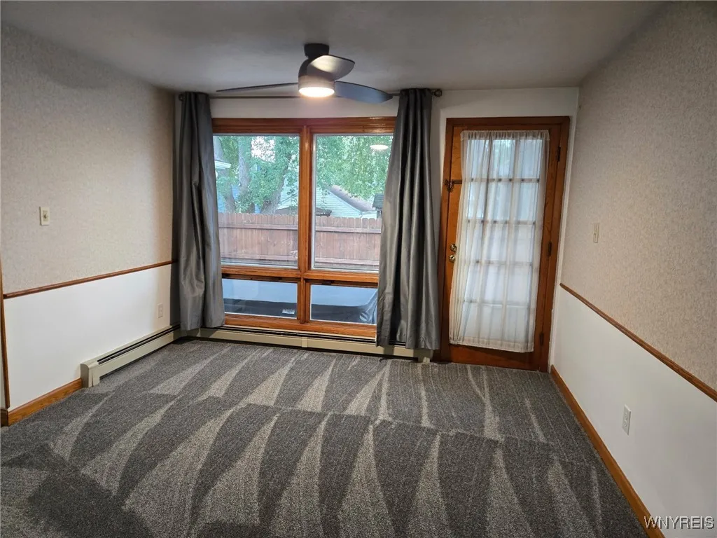 35 Lindan Drive, Lancaster, New York 14043, Lancaster, New York 14043, 3 Bedrooms Bedrooms, 9 Rooms Rooms,2 BathroomsBathrooms,Residential,For Sale,35 Lindan Drive, Lancaster, New York 14043,0,B1645182