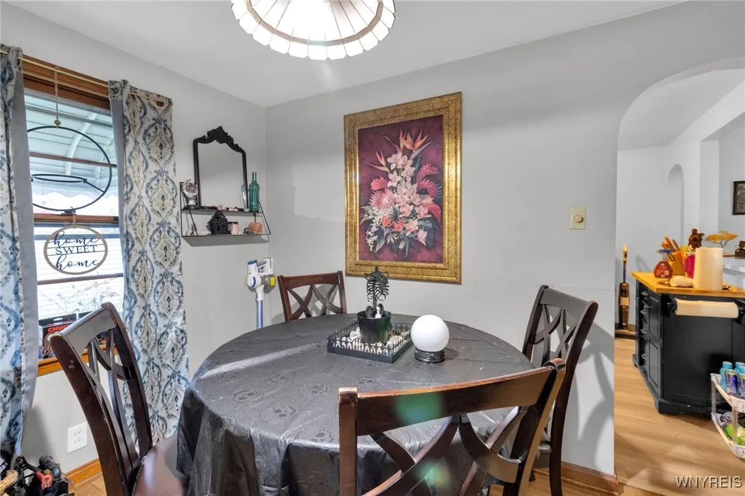 298 Ward Road, North Tonawanda, New York 14120, North Tonawanda, New York 14120, 3 Bedrooms Bedrooms, 6 Rooms Rooms,1 BathroomBathrooms,Residential,For Sale,298 Ward Road, North Tonawanda, New York 14120,0,B1644489