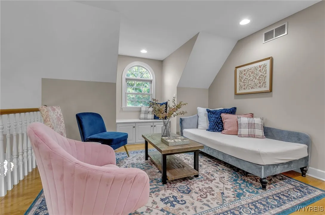 4586 Freeman Road, Orchard Park, New York 14127, Orchard Park, New York 14127, 5 Bedrooms Bedrooms, 8 Rooms Rooms,2 BathroomsBathrooms,Residential,For Sale,4586 Freeman Road, Orchard Park, New York 14127,0,B1645058