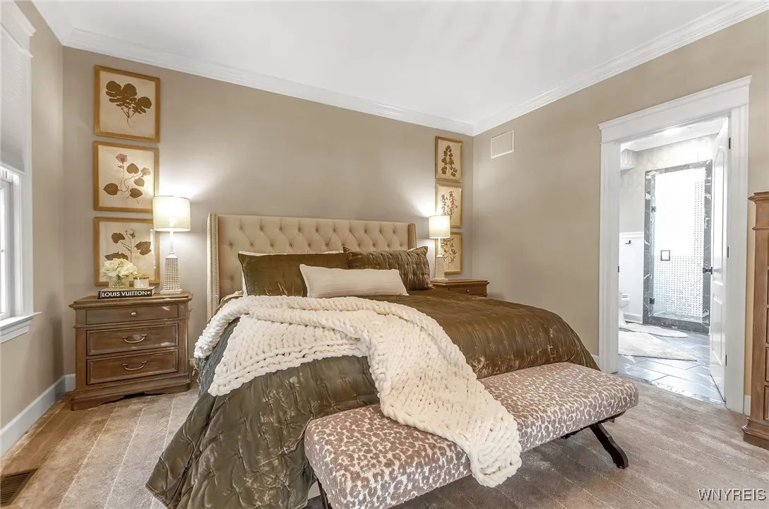 4586 Freeman Road, Orchard Park, New York 14127, Orchard Park, New York 14127, 5 Bedrooms Bedrooms, 8 Rooms Rooms,2 BathroomsBathrooms,Residential,For Sale,4586 Freeman Road, Orchard Park, New York 14127,0,B1645058