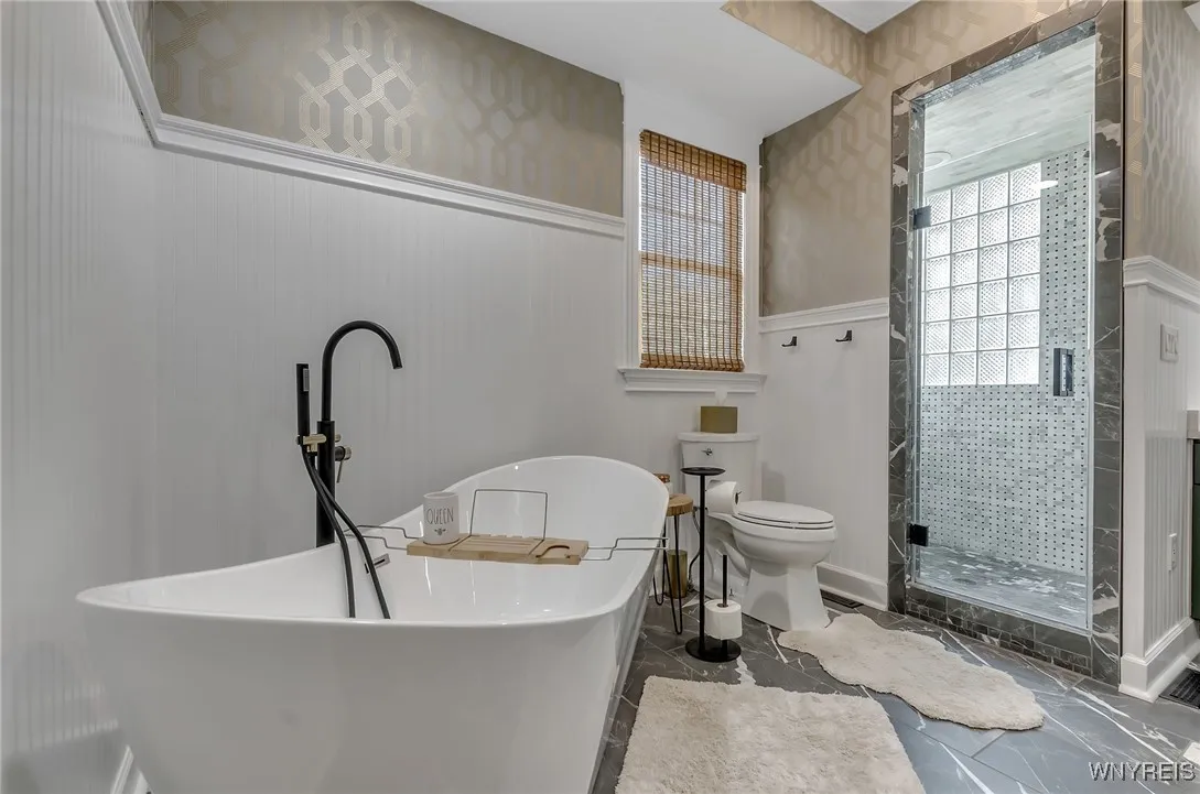 4586 Freeman Road, Orchard Park, New York 14127, Orchard Park, New York 14127, 5 Bedrooms Bedrooms, 8 Rooms Rooms,2 BathroomsBathrooms,Residential,For Sale,4586 Freeman Road, Orchard Park, New York 14127,0,B1645058