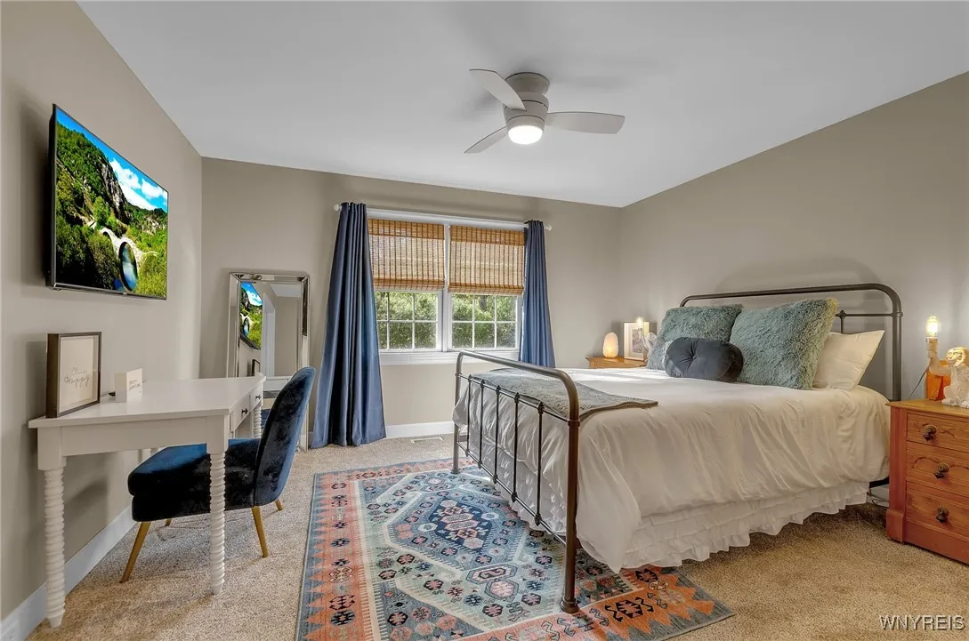 4586 Freeman Road, Orchard Park, New York 14127, Orchard Park, New York 14127, 5 Bedrooms Bedrooms, 8 Rooms Rooms,2 BathroomsBathrooms,Residential,For Sale,4586 Freeman Road, Orchard Park, New York 14127,0,B1645058