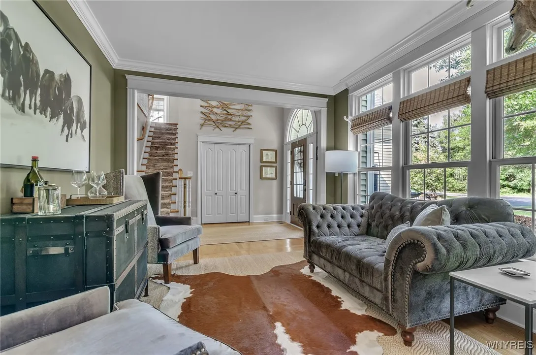 4586 Freeman Road, Orchard Park, New York 14127, Orchard Park, New York 14127, 5 Bedrooms Bedrooms, 8 Rooms Rooms,2 BathroomsBathrooms,Residential,For Sale,4586 Freeman Road, Orchard Park, New York 14127,0,B1645058