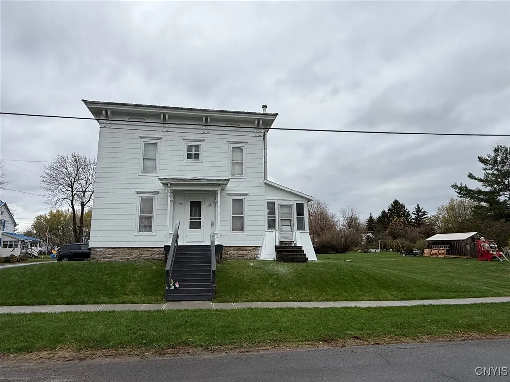 409 Franklin Street, Hammond, New York 13646, Hammond, New York 13646, 5 Bedroom Bedrooms, 12 Room Rooms,2 BathroomBathrooms,Residential,For Sale,409 Franklin Street, Hammond, New York 13646,0,S1645306