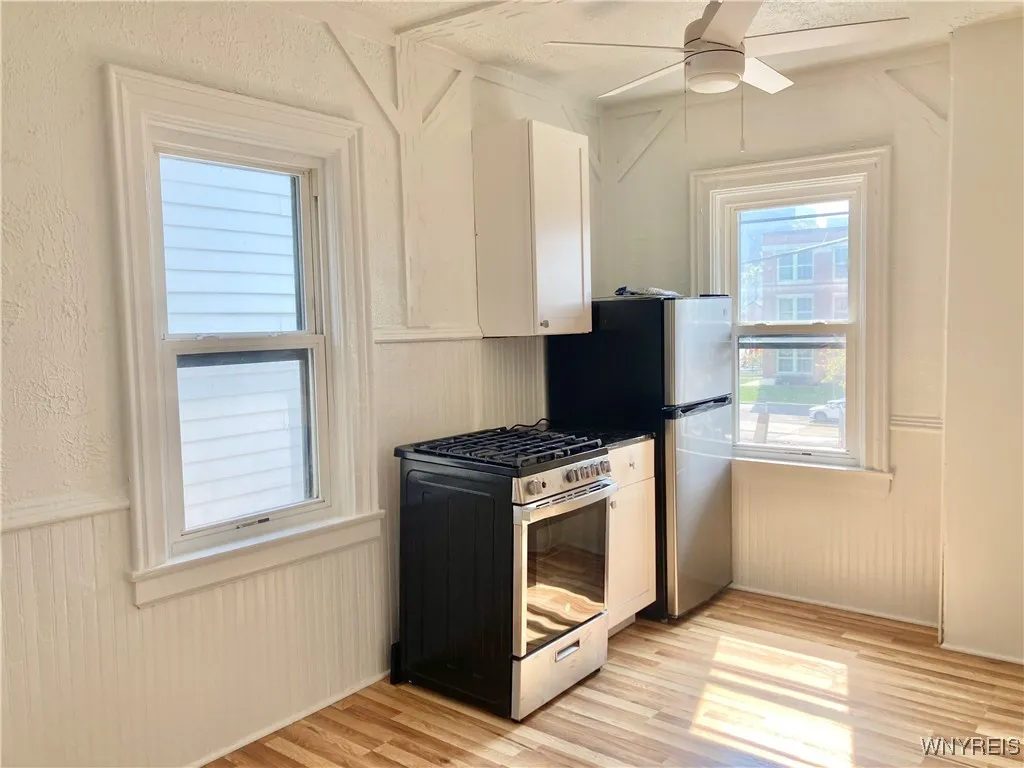 58 Trinity Place 9, Buffalo, New York 14201, Buffalo, New York 14201, 1 Bedroom Bedrooms, 2 Rooms Rooms,1 BathroomBathrooms,Residential Lease,For Rent,58 Trinity Place 9, Buffalo, New York 14201,0,B1643218