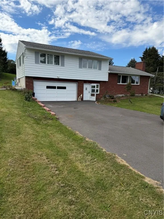 5094 Skyline Drive, Onondaga, New York 13215, Onondaga, New York 13215, 5 Bedrooms Bedrooms, 12 Rooms Rooms,2 BathroomsBathrooms,Residential,For Sale,5094 Skyline Drive, Onondaga, New York 13215,0,S1645292