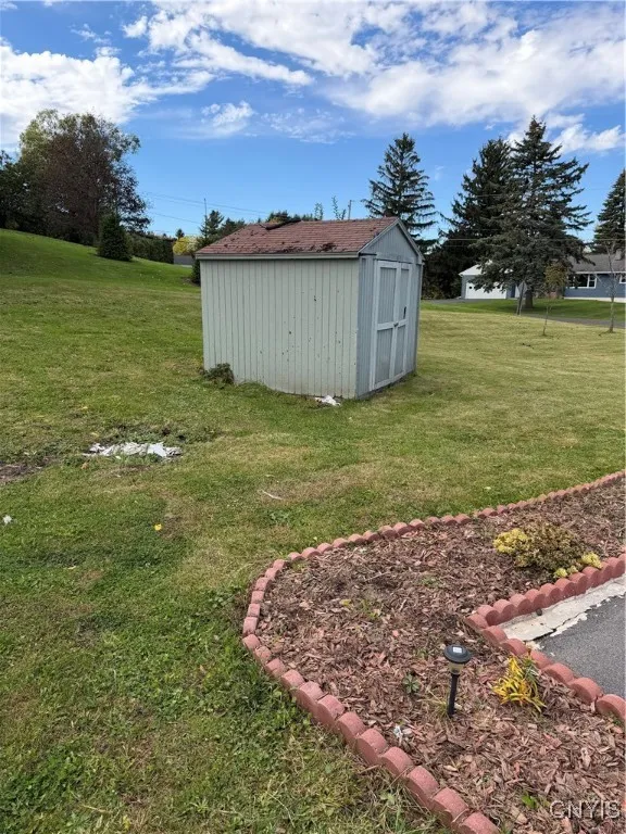 5094 Skyline Drive, Onondaga, New York 13215, Onondaga, New York 13215, 5 Bedrooms Bedrooms, 12 Rooms Rooms,2 BathroomsBathrooms,Residential,For Sale,5094 Skyline Drive, Onondaga, New York 13215,0,S1645292