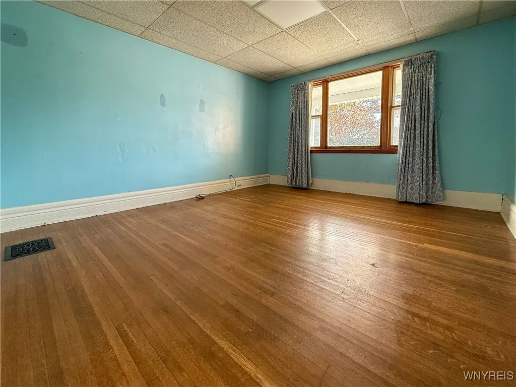 unit 1 - Living room