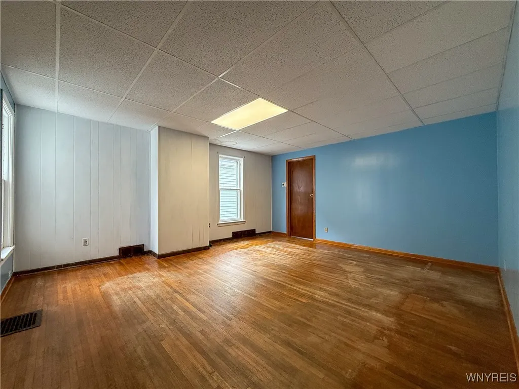 unit 2 - living room