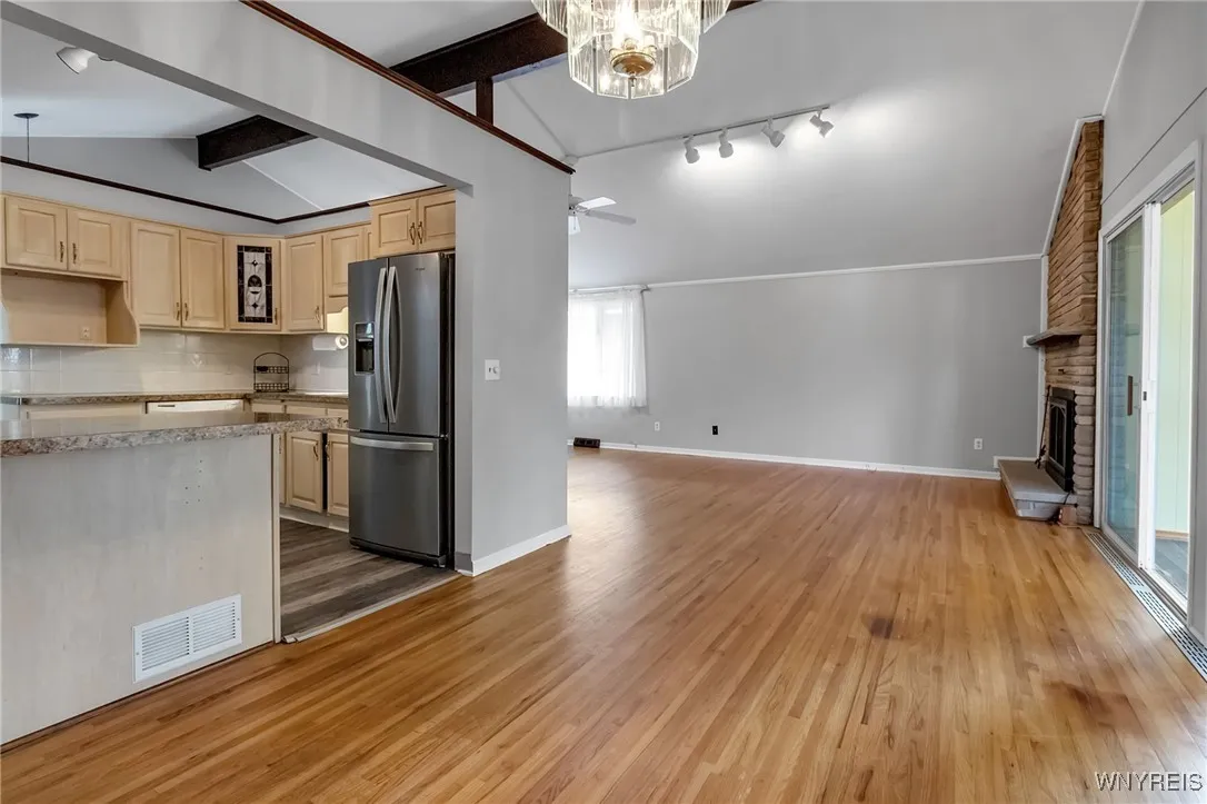 40 Dale Drive, Tonawanda, New York 14150, Tonawanda, New York 14150, 3 Bedrooms Bedrooms, 8 Rooms Rooms,3 BathroomsBathrooms,Residential,For Sale,40 Dale Drive, Tonawanda, New York 14150,0,B1645243