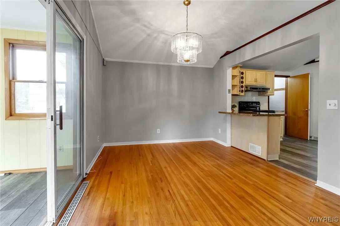40 Dale Drive, Tonawanda, New York 14150, Tonawanda, New York 14150, 3 Bedrooms Bedrooms, 8 Rooms Rooms,3 BathroomsBathrooms,Residential,For Sale,40 Dale Drive, Tonawanda, New York 14150,0,B1645243
