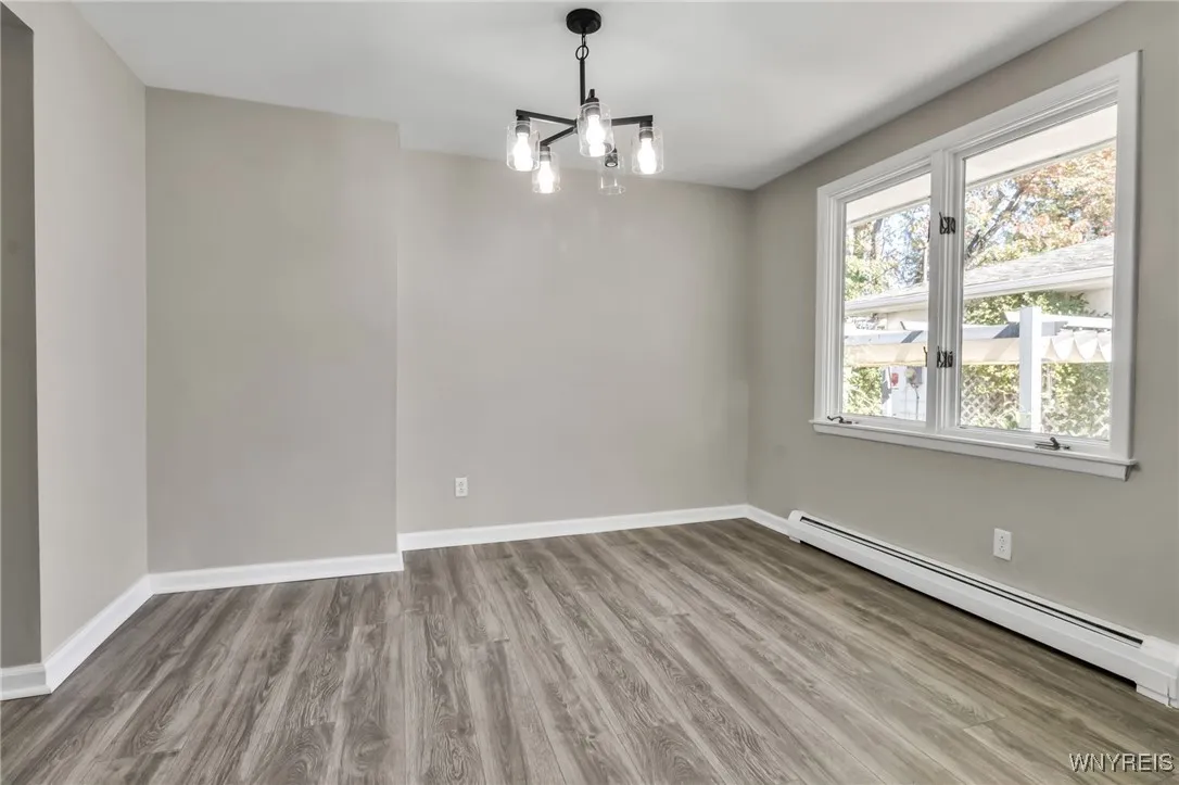 59 Lexington Terrace, Amherst, New York 14226, Amherst, New York 14226, 2 Bedrooms Bedrooms, 5 Rooms Rooms,1 BathroomBathrooms,Residential,For Sale,59 Lexington Terrace, Amherst, New York 14226,0,B1645302