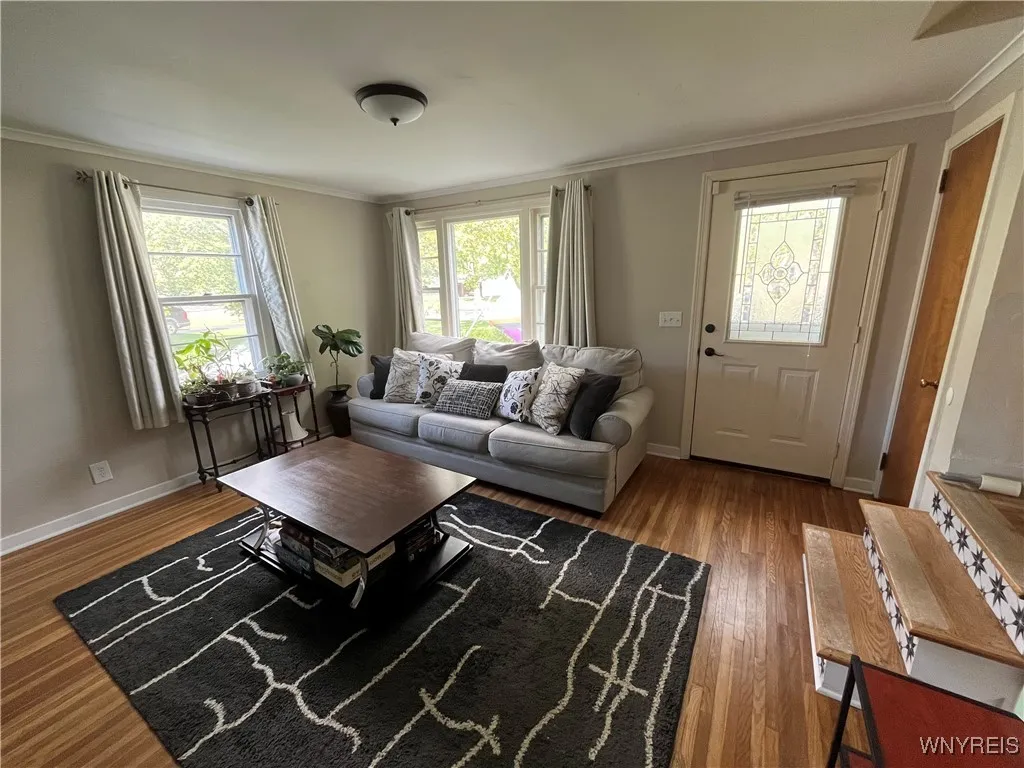 3314 Warner Drive, Grand Island, New York 14072, Grand Island, New York 14072, 4 Bedrooms Bedrooms, 6 Rooms Rooms,1 BathroomBathrooms,Residential,For Sale,3314 Warner Drive, Grand Island, New York 14072,0,B1645230