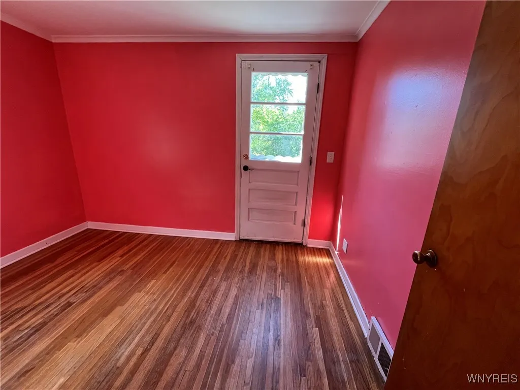 3314 Warner Drive, Grand Island, New York 14072, Grand Island, New York 14072, 4 Bedrooms Bedrooms, 6 Rooms Rooms,1 BathroomBathrooms,Residential,For Sale,3314 Warner Drive, Grand Island, New York 14072,0,B1645230