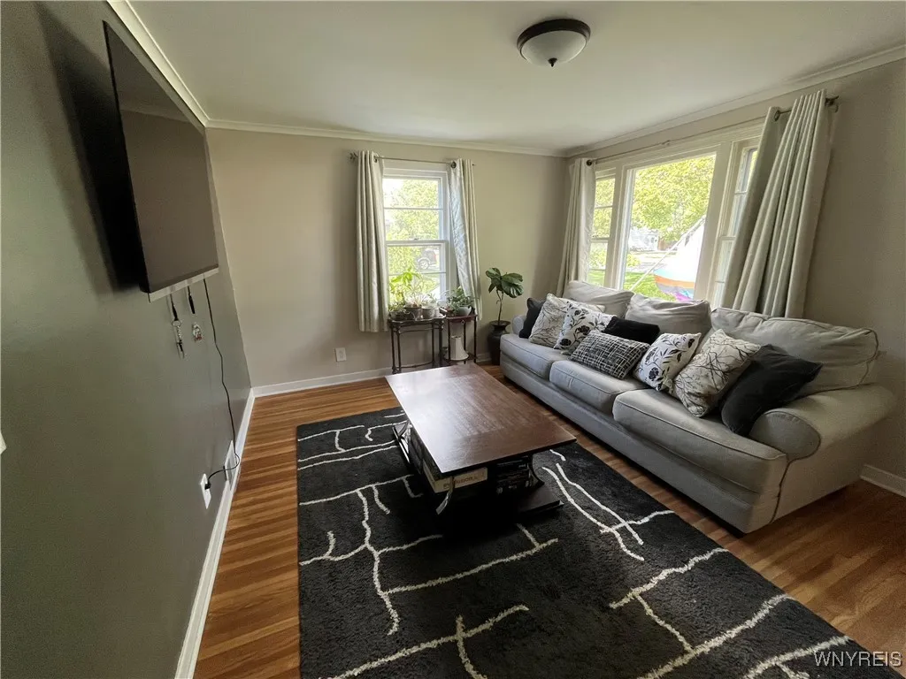 3314 Warner Drive, Grand Island, New York 14072, Grand Island, New York 14072, 4 Bedrooms Bedrooms, 6 Rooms Rooms,1 BathroomBathrooms,Residential,For Sale,3314 Warner Drive, Grand Island, New York 14072,0,B1645230