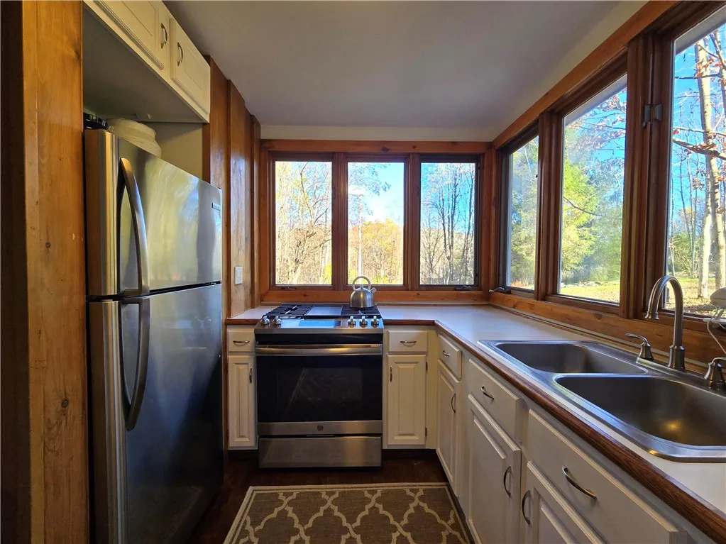 321 St. Michaels Place, Kortright, New York 13842, Kortright, New York 13842, 3 Bedrooms Bedrooms, 5 Rooms Rooms,1 BathroomBathrooms,Residential,For Sale,321 St. Michaels Place, Kortright, New York 13842,0,R1644679