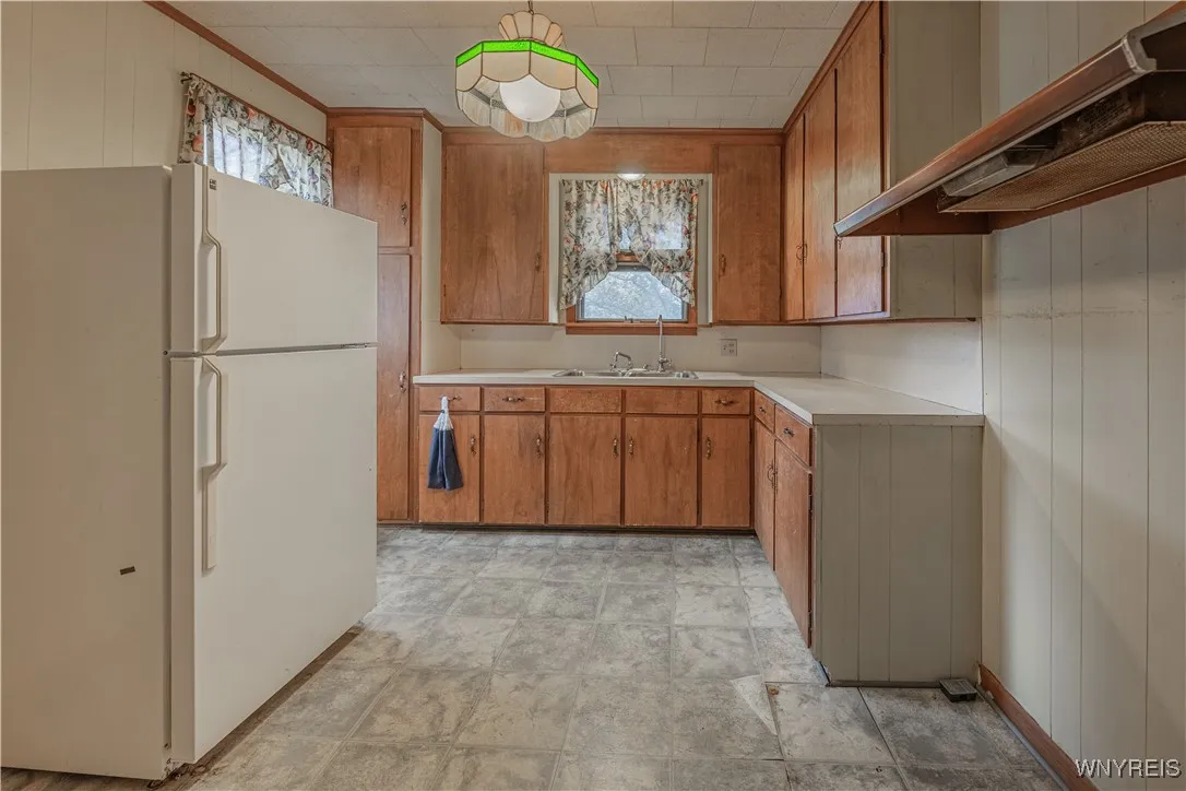 6358 Ridge Road, Lockport Town, New York 14094, Lockport Town, New York 14094, 4 Bedrooms Bedrooms, 10 Rooms Rooms,2 BathroomsBathrooms,Residential,For Sale,6358 Ridge Road, Lockport Town, New York 14094,0,B1645205