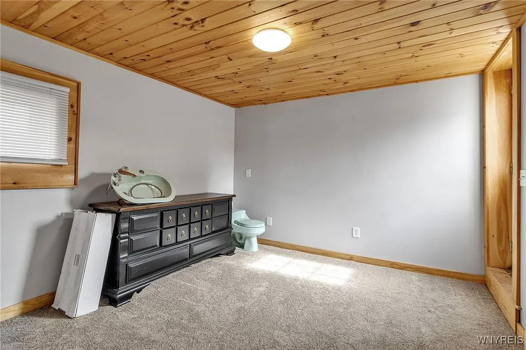 241 Dalton Drive, Tonawanda, New York 14223, Tonawanda, New York 14223, 3 Bedrooms Bedrooms, 8 Rooms Rooms,1 BathroomBathrooms,Residential,For Sale,241 Dalton Drive, Tonawanda, New York 14223,0,B1645052