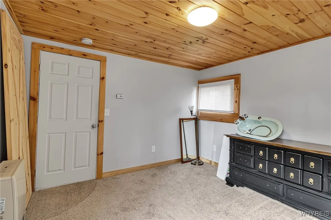 241 Dalton Drive, Tonawanda, New York 14223, Tonawanda, New York 14223, 3 Bedrooms Bedrooms, 8 Rooms Rooms,1 BathroomBathrooms,Residential,For Sale,241 Dalton Drive, Tonawanda, New York 14223,0,B1645052