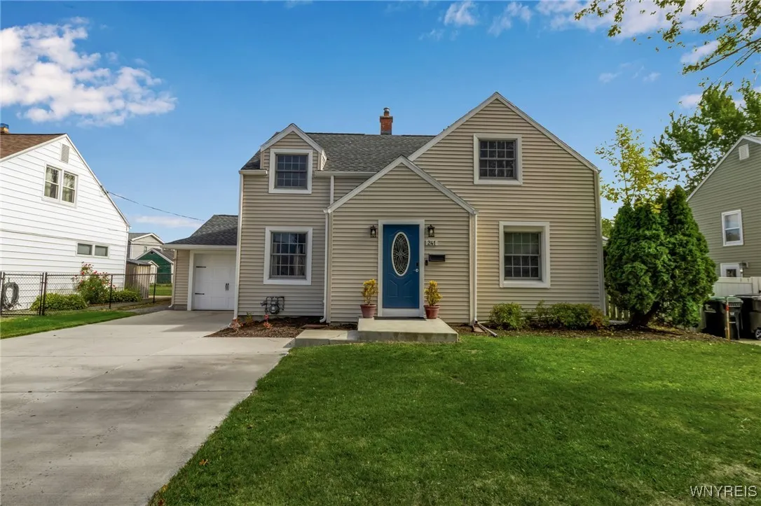 241 Dalton Drive, Tonawanda, New York 14223, Tonawanda, New York 14223, 3 Bedrooms Bedrooms, 8 Rooms Rooms,1 BathroomBathrooms,Residential,For Sale,241 Dalton Drive, Tonawanda, New York 14223,0,B1645052