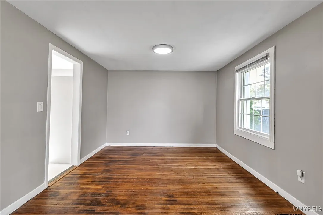241 Dalton Drive, Tonawanda, New York 14223, Tonawanda, New York 14223, 3 Bedrooms Bedrooms, 8 Rooms Rooms,1 BathroomBathrooms,Residential,For Sale,241 Dalton Drive, Tonawanda, New York 14223,0,B1645052