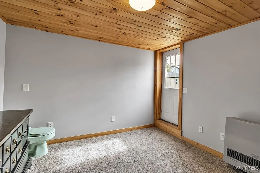 241 Dalton Drive, Tonawanda, New York 14223, Tonawanda, New York 14223, 3 Bedrooms Bedrooms, 8 Rooms Rooms,1 BathroomBathrooms,Residential,For Sale,241 Dalton Drive, Tonawanda, New York 14223,0,B1645052