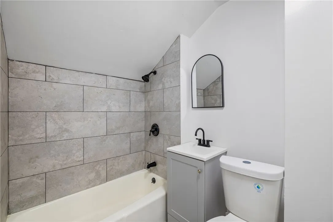 609 24th Street, Niagara Falls, New York 14301, Niagara Falls, New York 14301, 4 Bedrooms Bedrooms, ,2 BathroomsBathrooms,Residential,For Sale,609 24th Street, Niagara Falls, New York 14301,0,R1644478