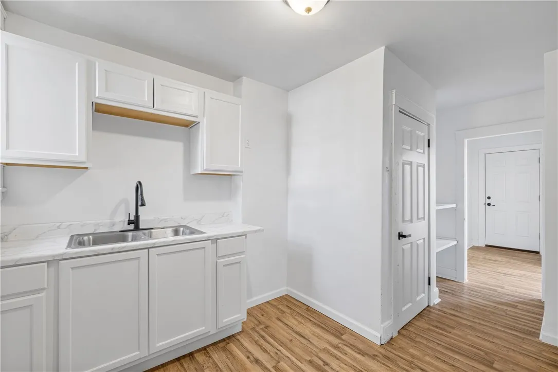 609 24th Street, Niagara Falls, New York 14301, Niagara Falls, New York 14301, 4 Bedrooms Bedrooms, ,2 BathroomsBathrooms,Residential,For Sale,609 24th Street, Niagara Falls, New York 14301,0,R1644478