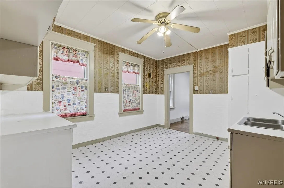 22 Schreck Avenue, Buffalo, New York 14215, Buffalo, New York 14215, 4 Bedrooms Bedrooms, 6 Rooms Rooms,1 BathroomBathrooms,Residential,For Sale,22 Schreck Avenue, Buffalo, New York 14215,0,B1645349