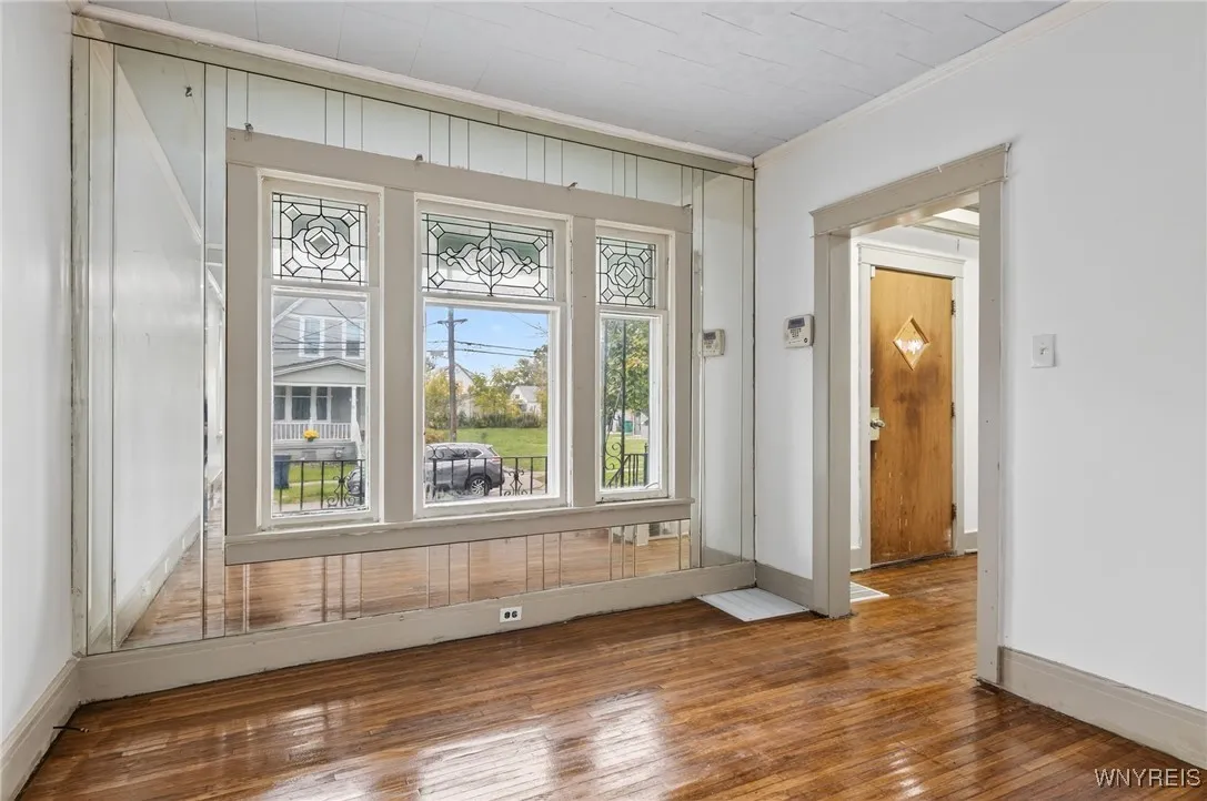 22 Schreck Avenue, Buffalo, New York 14215, Buffalo, New York 14215, 4 Bedrooms Bedrooms, 6 Rooms Rooms,1 BathroomBathrooms,Residential,For Sale,22 Schreck Avenue, Buffalo, New York 14215,0,B1645349