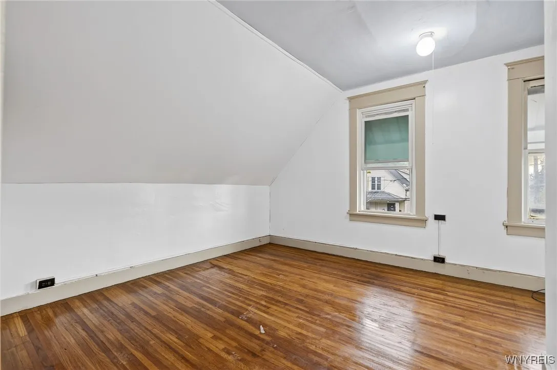 22 Schreck Avenue, Buffalo, New York 14215, Buffalo, New York 14215, 4 Bedrooms Bedrooms, 6 Rooms Rooms,1 BathroomBathrooms,Residential,For Sale,22 Schreck Avenue, Buffalo, New York 14215,0,B1645349