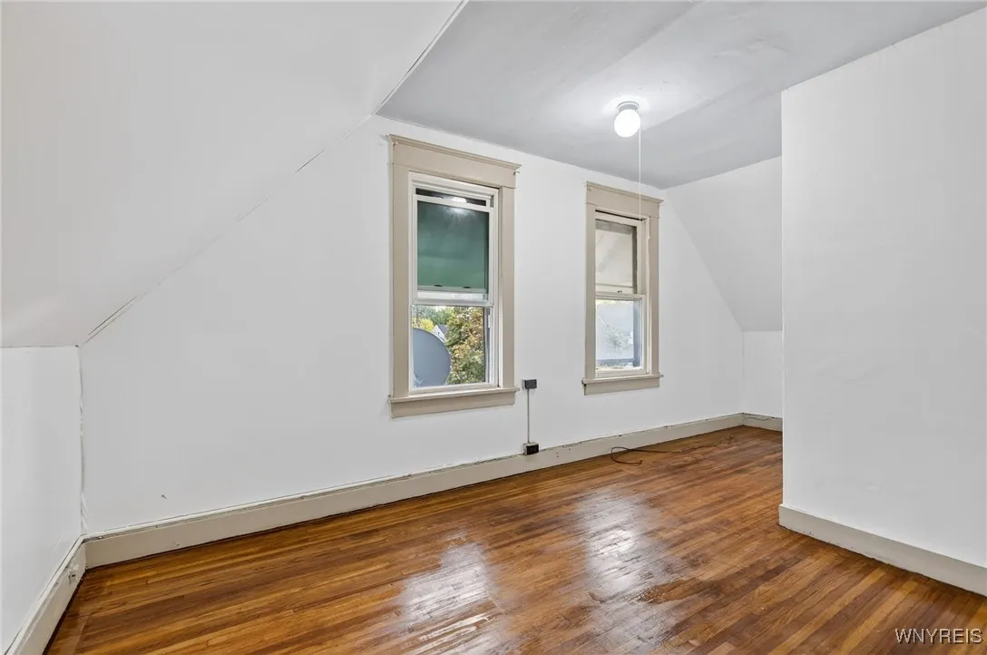 22 Schreck Avenue, Buffalo, New York 14215, Buffalo, New York 14215, 4 Bedrooms Bedrooms, 6 Rooms Rooms,1 BathroomBathrooms,Residential,For Sale,22 Schreck Avenue, Buffalo, New York 14215,0,B1645349