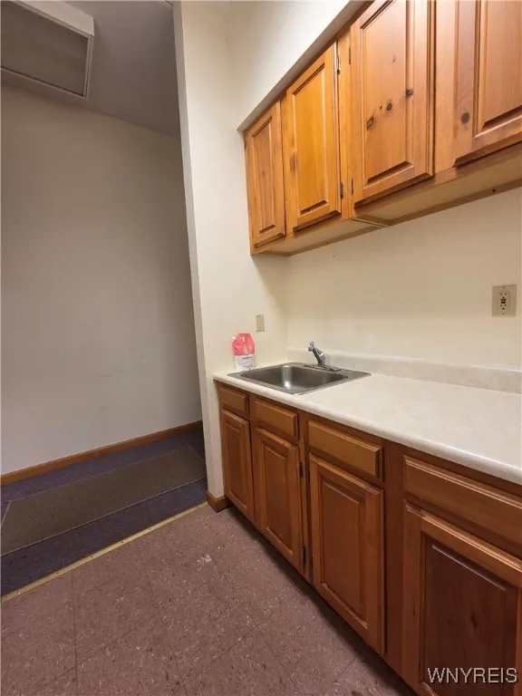 109 North Main Lower Street, Albion, New York 1441, Albion, New York 14411, 5 Rooms Rooms,Commercial Lease,For Rent,109 North Main Lower Street, Albion, New York 1441,0,B1645371