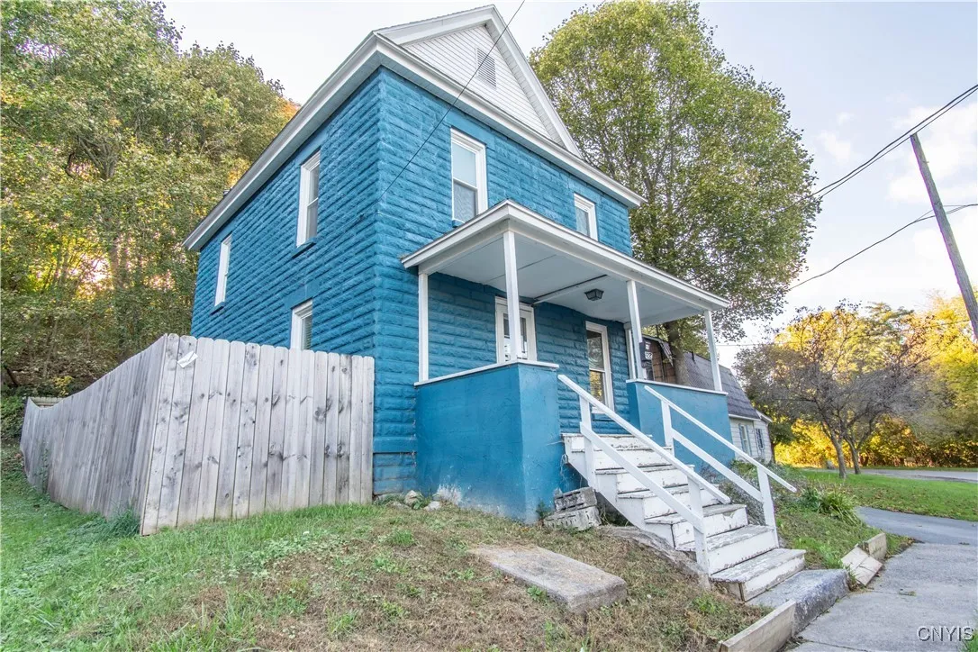 422 Lincoln Street, Watertown City, New York 13601, Watertown City, New York 13601, 4 Bedrooms Bedrooms, 8 Rooms Rooms,1 BathroomBathrooms,Residential,For Sale,422 Lincoln Street, Watertown City, New York 13601,0,S1644092