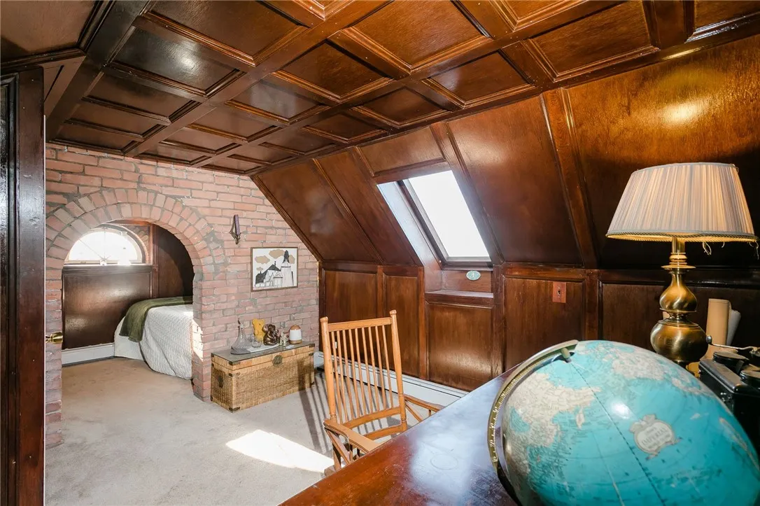 18 Clearview Avenue, Parma, New York 14468, Parma, New York 14468, 5 Bedrooms Bedrooms, 21 Rooms Rooms,4 BathroomsBathrooms,Residential,For Sale,18 Clearview Avenue, Parma, New York 14468,0,R1645304