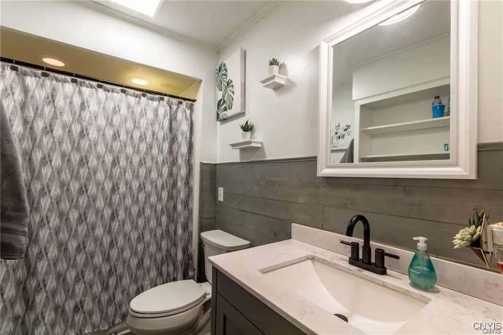 1209 Boyd Street, Watertown City, New York 13601, Watertown City, New York 13601, 4 Bedrooms Bedrooms, 8 Rooms Rooms,1 BathroomBathrooms,Residential Lease,For Rent,1209 Boyd Street, Watertown City, New York 13601,0,S1645390