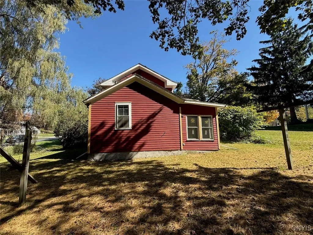 4737 Salina Street, Richland, New York 13142, Richland, New York 13142, 3 Bedrooms Bedrooms, 6 Rooms Rooms,1 BathroomBathrooms,Residential,For Sale,4737 Salina Street, Richland, New York 13142,0,S1644098