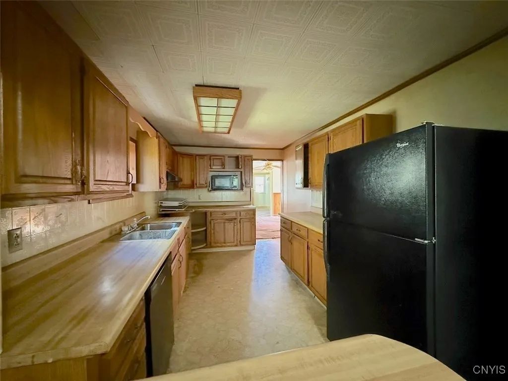 4737 Salina Street, Richland, New York 13142, Richland, New York 13142, 3 Bedrooms Bedrooms, 6 Rooms Rooms,1 BathroomBathrooms,Residential,For Sale,4737 Salina Street, Richland, New York 13142,0,S1644098