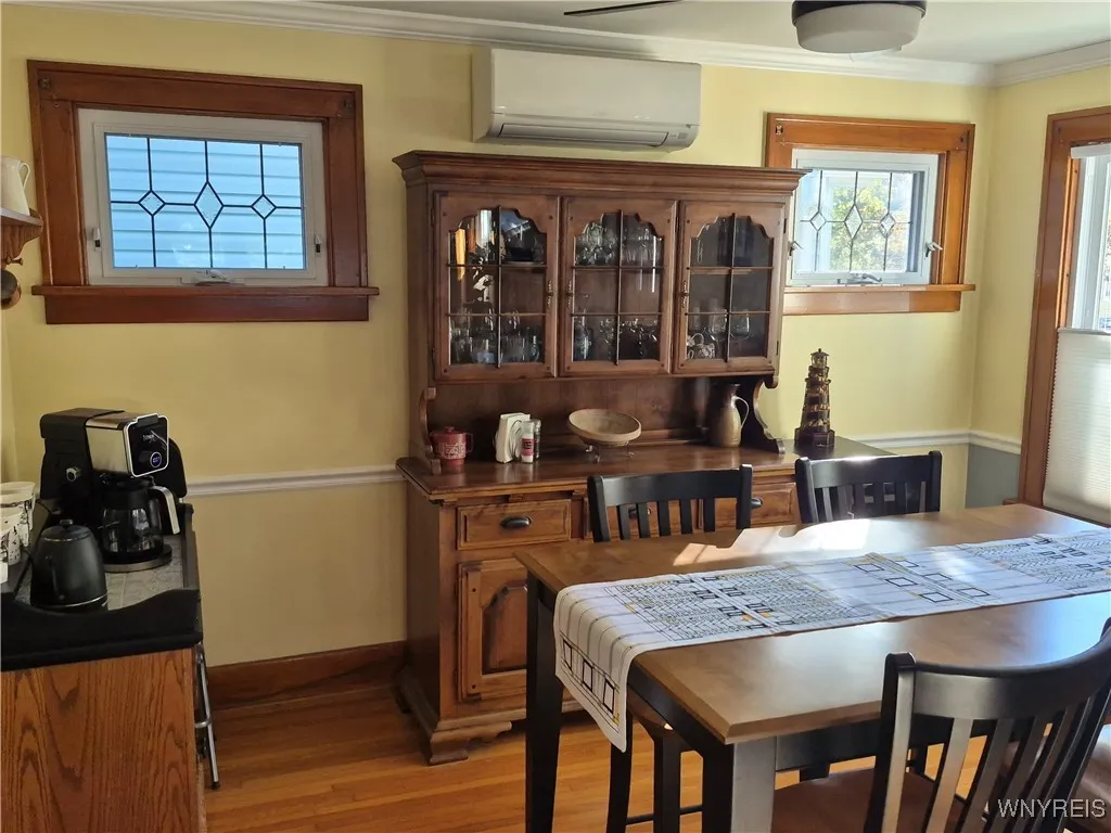 141 Linwood Avenue, Tonawanda, New York 14150, Tonawanda, New York 14150, 4 Bedrooms Bedrooms, 10 Rooms Rooms,2 BathroomsBathrooms,Residential,For Sale,141 Linwood Avenue, Tonawanda, New York 14150,0,B1644111