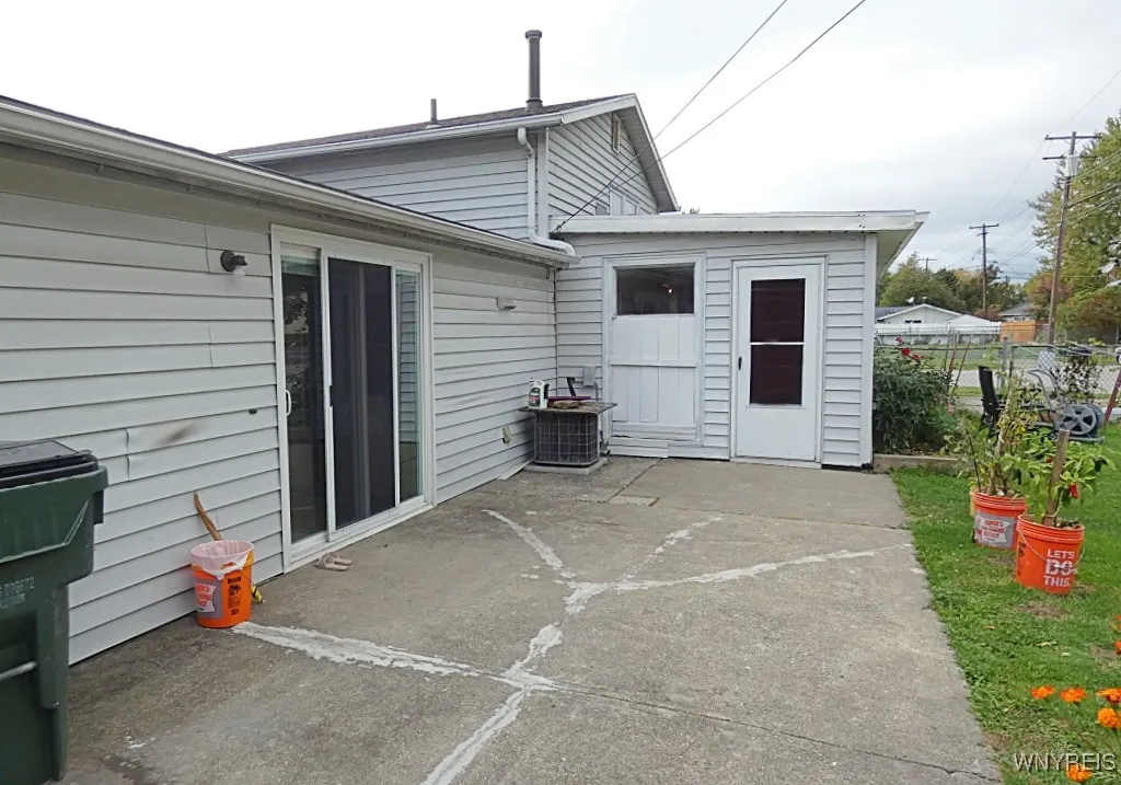 17 Pamela Drive, Cheektowaga, New York 14043, Cheektowaga, New York 14043, 5 Bedrooms Bedrooms, ,1 BathroomBathrooms,Residential,For Sale,17 Pamela Drive, Cheektowaga, New York 14043,0,B1645385