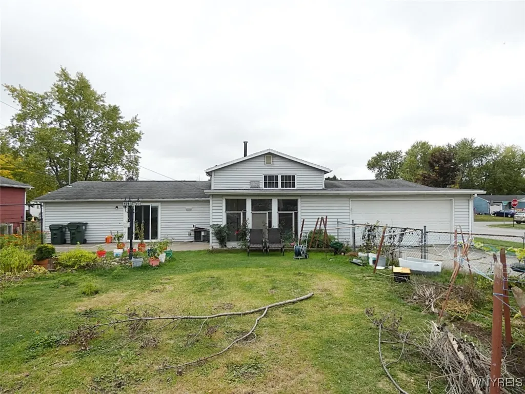 17 Pamela Drive, Cheektowaga, New York 14043, Cheektowaga, New York 14043, 5 Bedrooms Bedrooms, ,1 BathroomBathrooms,Residential,For Sale,17 Pamela Drive, Cheektowaga, New York 14043,0,B1645385