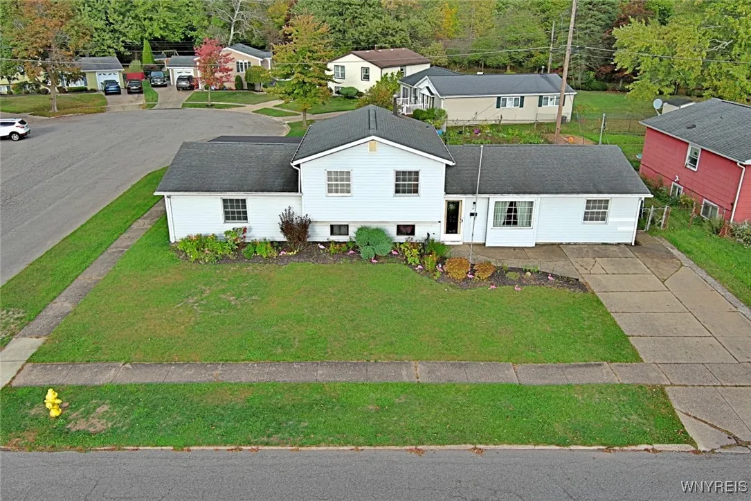 17 Pamela Drive, Cheektowaga, New York 14043, Cheektowaga, New York 14043, 5 Bedrooms Bedrooms, ,1 BathroomBathrooms,Residential,For Sale,17 Pamela Drive, Cheektowaga, New York 14043,0,B1645385