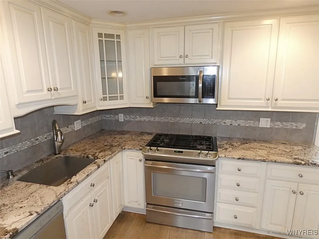 17 Pamela Drive, Cheektowaga, New York 14043, Cheektowaga, New York 14043, 5 Bedrooms Bedrooms, ,1 BathroomBathrooms,Residential,For Sale,17 Pamela Drive, Cheektowaga, New York 14043,0,B1645385